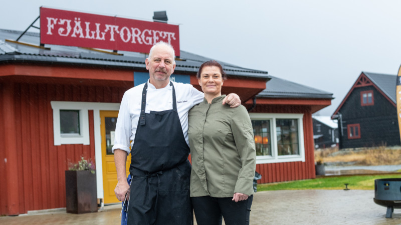 Med ett personligt engagemang för byn och en passion för flugfiske är Patricia Sirberg och Christer Janhans på C & R Restaurant ett välkommet tillskott till Kittelfjäll.