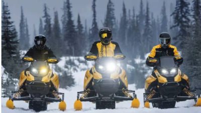 Utebar, burgare & visning av BRP-skotrar på Fjälltorget