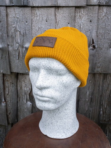 Kittelfjäll Knitted Beanie Leather Patch, Yellow